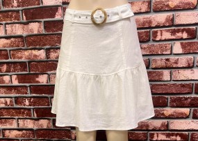 WHITE SKIRT WITH BELT KNEE LEVEL