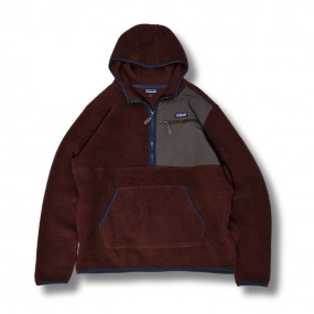 Patagonia Retro Pile Fleece Pullover in Dark Ruby