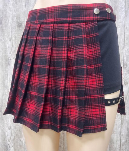 KOREAN MINI SKIRT WITH DECORATIVE BELT